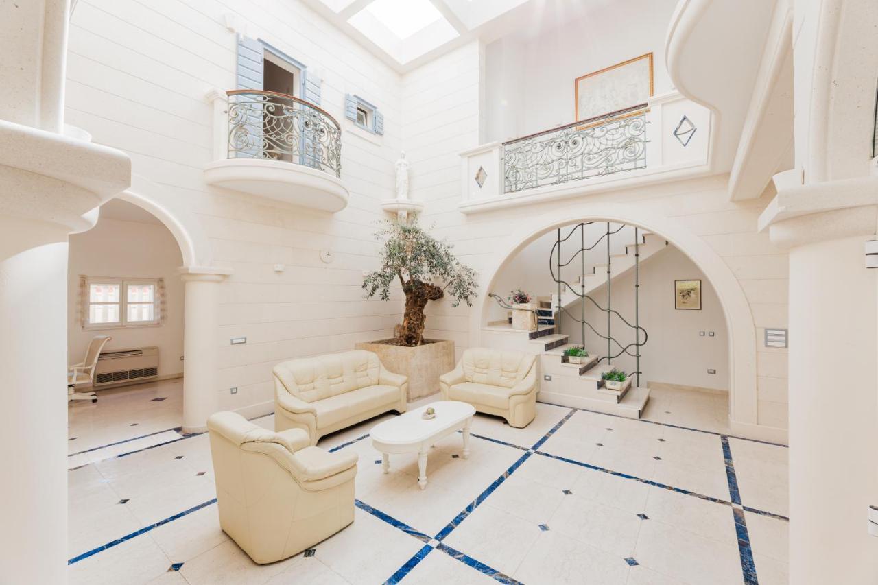 Villa Atrium Makarská Exteriér fotografie